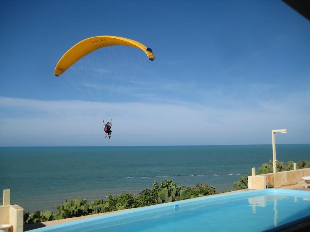 Pousada Azul Marinho Canoa Quebrada Luaran gambar